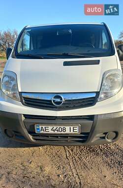 Вантажний фургон Opel Vivaro 2012 в П'ятихатках