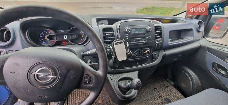 Грузовой фургон Opel Vivaro 2015 в Харькове
