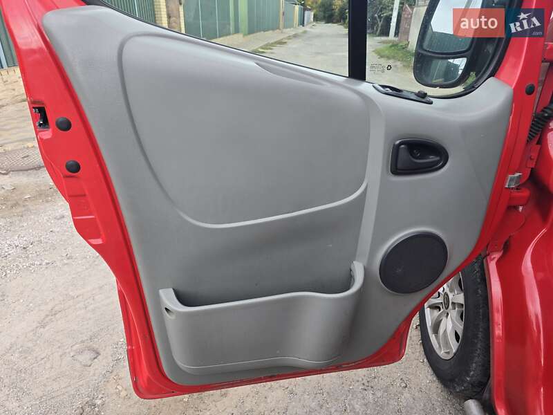 Минивэн Opel Vivaro 2008 в Запорожье фото 11 Минивэн Opel Vivaro 2008 в Запорожье