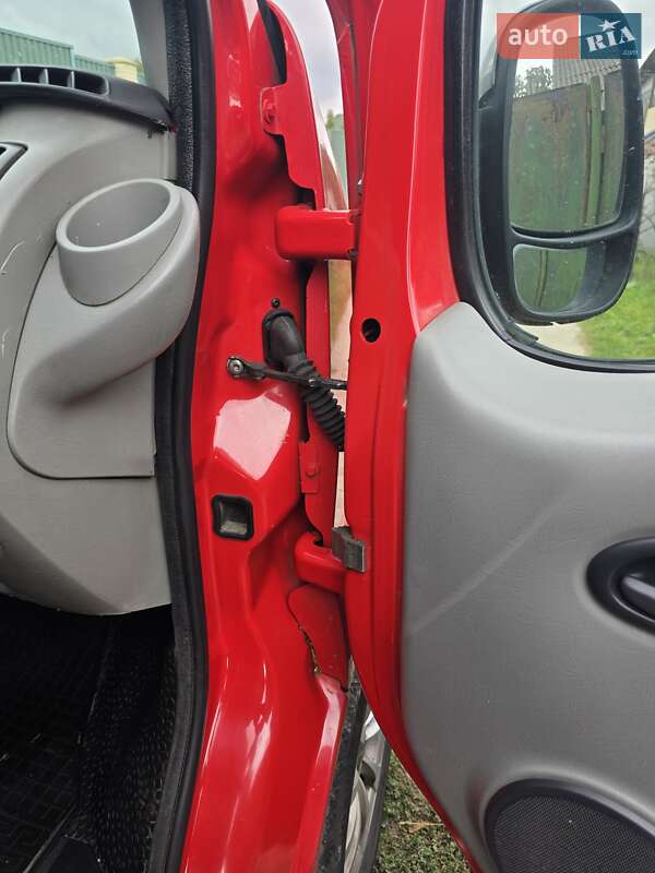 Минивэн Opel Vivaro 2008 в Запорожье фото 34 Минивэн Opel Vivaro 2008 в Запорожье