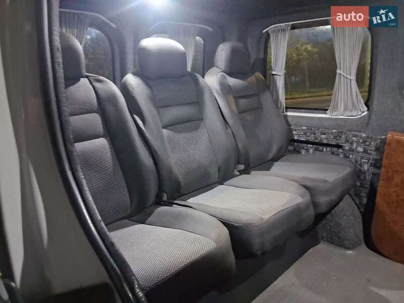 Минивэн Opel Vivaro 2008 в Николаеве