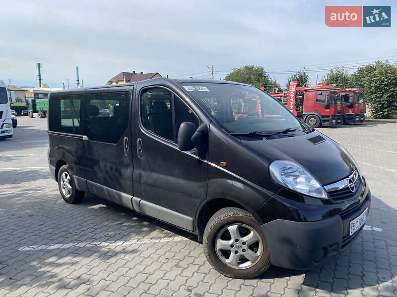 Мінівен Opel Vivaro 2013 в Городку