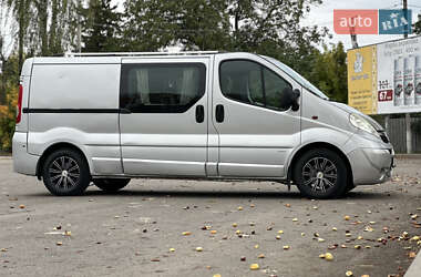 Минивэн Opel Vivaro 2009 в 