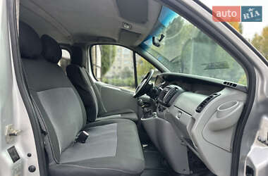 Минивэн Opel Vivaro 2009 в 