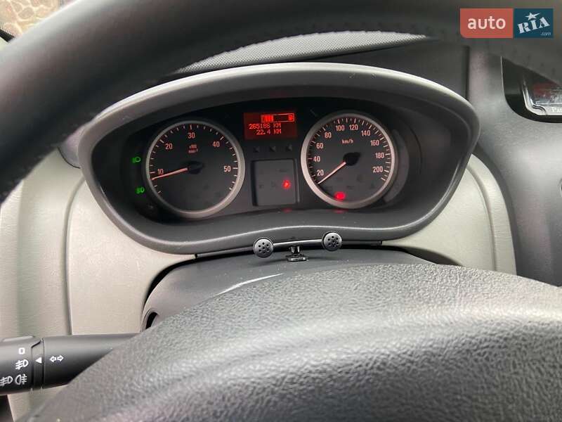 Минивэн Opel Vivaro 2012 в Луцке фото 28 Минивэн Opel Vivaro 2012 в Луцке