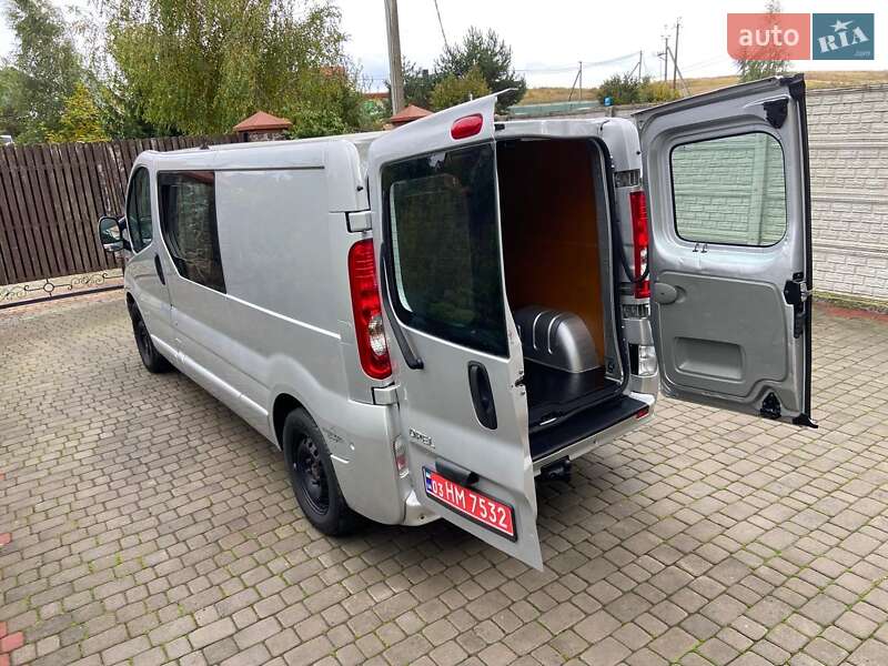 Минивэн Opel Vivaro 2012 в Луцке фото 39 Минивэн Opel Vivaro 2012 в Луцке