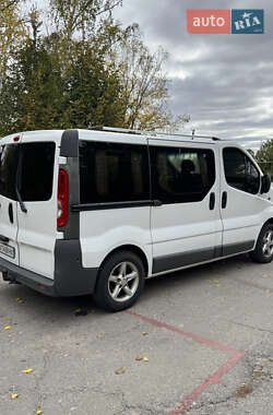 Минивэн Opel Vivaro 2011 в 