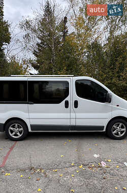 Минивэн Opel Vivaro 2011 в 