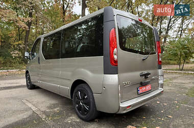 Минивэн Opel Vivaro 2013 в 
