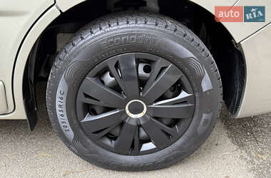 Минивэн Opel Vivaro 2013 в 
