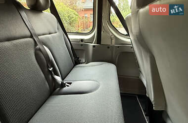 Минивэн Opel Vivaro 2013 в 