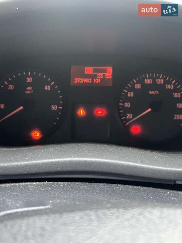 Минивэн Opel Vivaro 2011 в Хмельницком