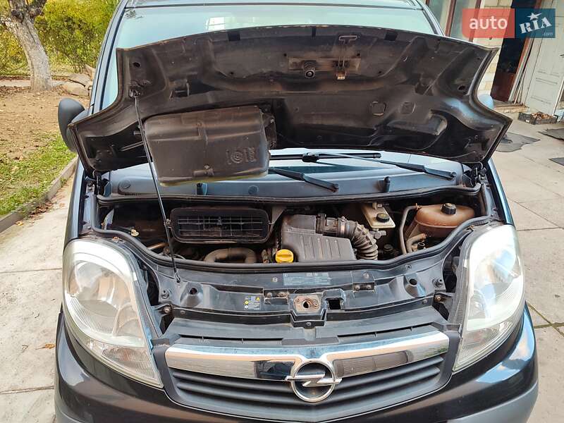 Мінівен Opel Vivaro 2012 в Бориславі