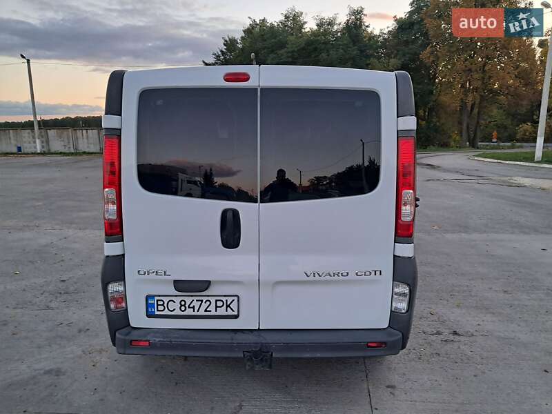 Минивэн Opel Vivaro 2013 в Виннице