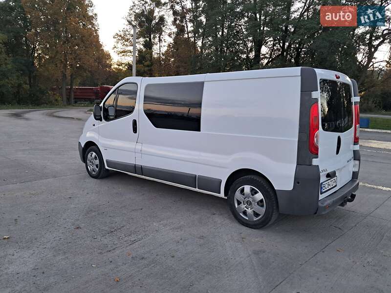 Минивэн Opel Vivaro 2013 в Виннице