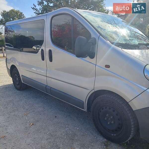 Минивэн Opel Vivaro 2008 в Покровске фото 5 Минивэн Opel Vivaro 2008 в Покровске