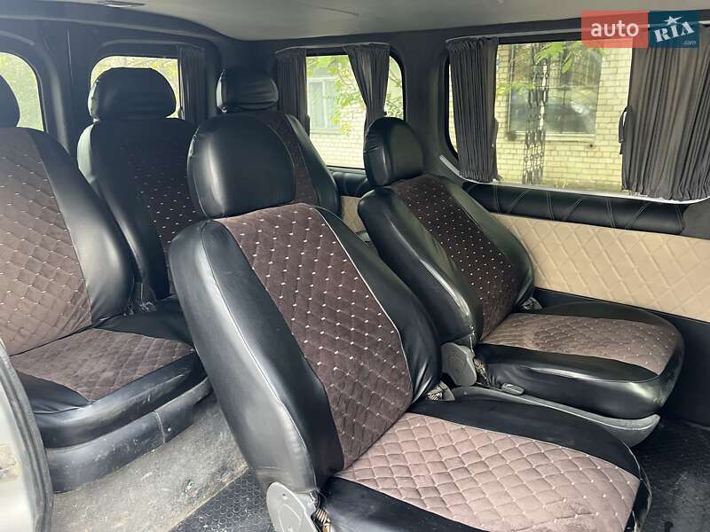 Минивэн Opel Vivaro 2007 в Николаеве