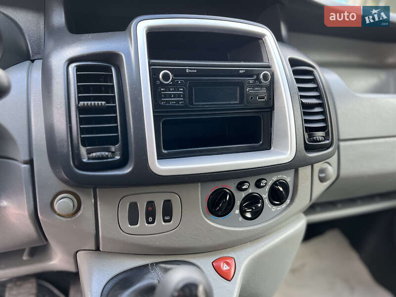 Мінівен Opel Vivaro 2014 в Рівному фото 23 Мінівен Opel Vivaro 2014 в Рівному