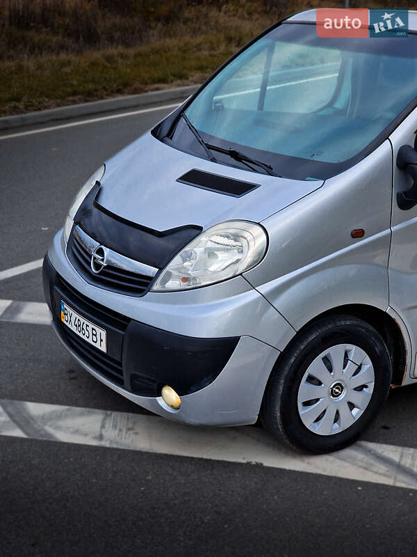 Мінівен Opel Vivaro 2008 в Хмельницькому