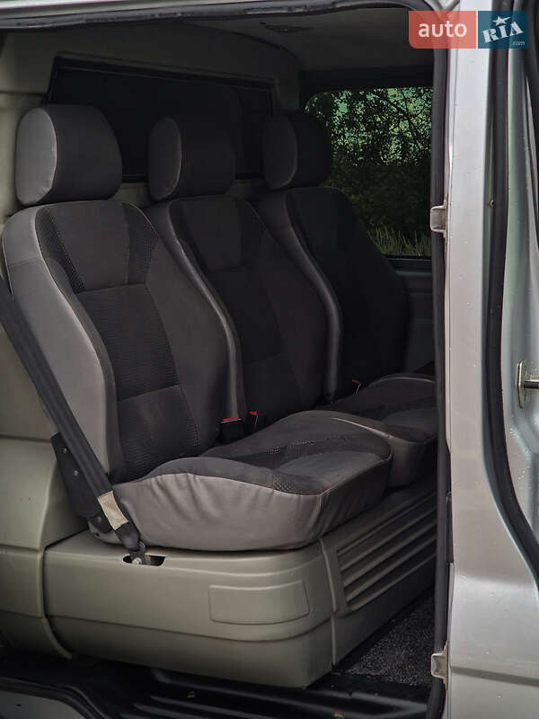 Мінівен Opel Vivaro 2008 в Хмельницькому