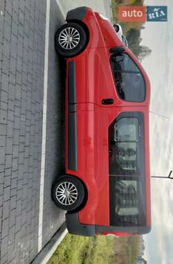 Вантажопасажирський фургон Opel Vivaro 2008 в Львові