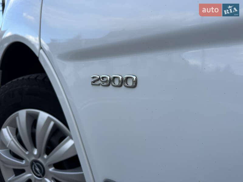 Минивэн Opel Vivaro 2014 в Виннице