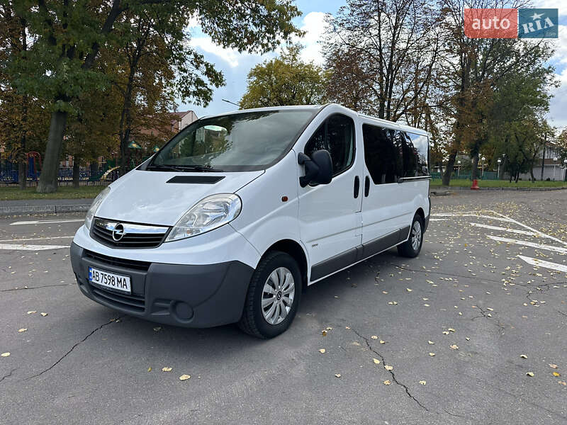 Минивэн Opel Vivaro 2014 в Виннице