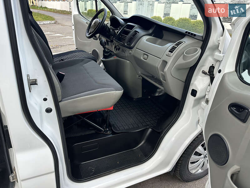 Минивэн Opel Vivaro 2014 в Виннице