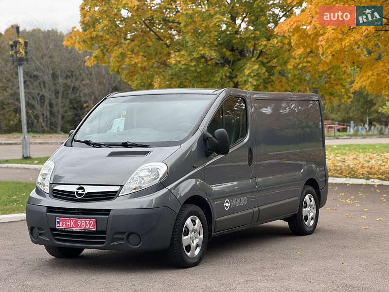 Вантажний фургон Opel Vivaro 2013 в Рівному фото 5 Вантажний фургон Opel Vivaro 2013 в Рівному