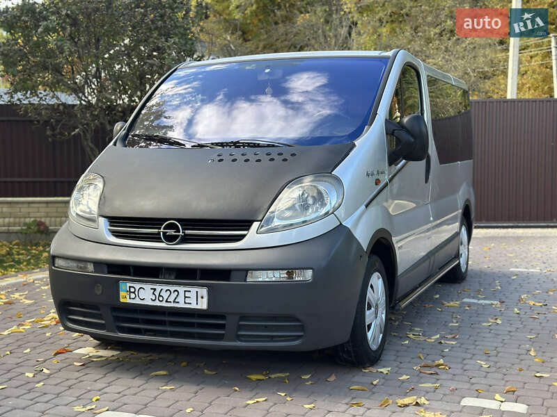 Минивэн Opel Vivaro 2002 в Косове фото 9 Минивэн Opel Vivaro 2002 в Косове