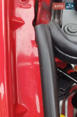 Вантажний фургон Opel Vivaro 2013 в  фото 13 Вантажний фургон Opel Vivaro 2013 в