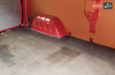 Вантажний фургон Opel Vivaro 2013 в  фото 18 Вантажний фургон Opel Vivaro 2013 в