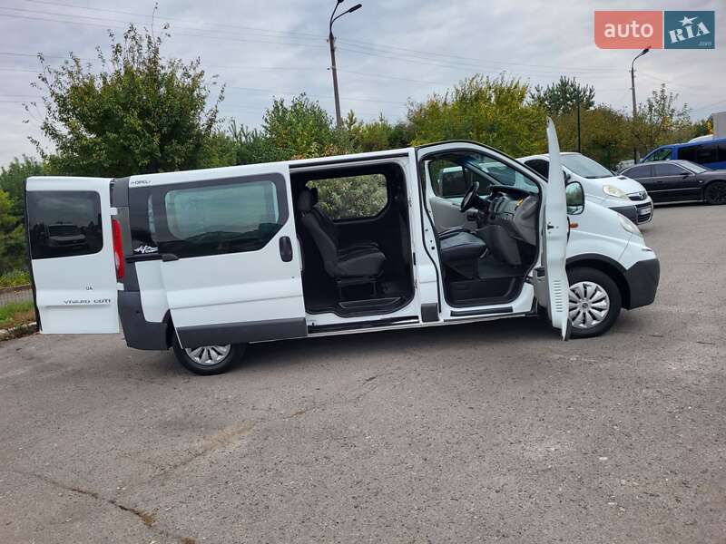 Мінівен Opel Vivaro 2007 в Хмельницькому