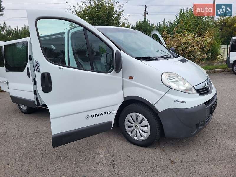 Мінівен Opel Vivaro 2007 в Хмельницькому