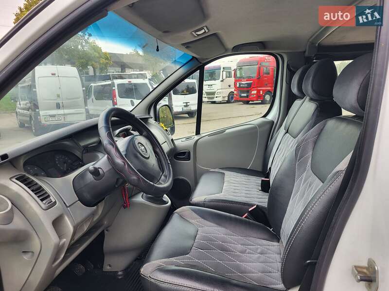 Мінівен Opel Vivaro 2007 в Хмельницькому