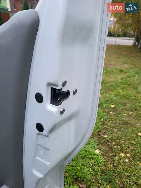 Мінівен Opel Vivaro 2007 в Хмельницькому