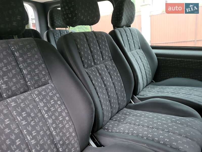 Мінівен Opel Vivaro 2007 в Хмельницькому