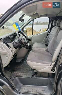 Минивэн Opel Vivaro 2009 в 
