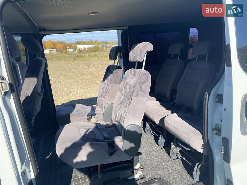 Мінівен Opel Vivaro 2007 в Володимирі