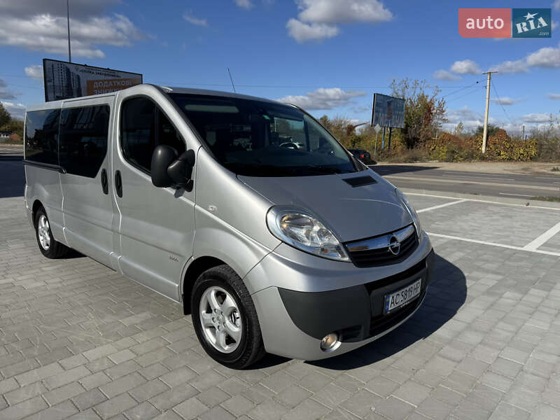 Минивэн Opel Vivaro 2011 в Ивано-Франковске фото 3 Минивэн Opel Vivaro 2011 в Ивано-Франковске