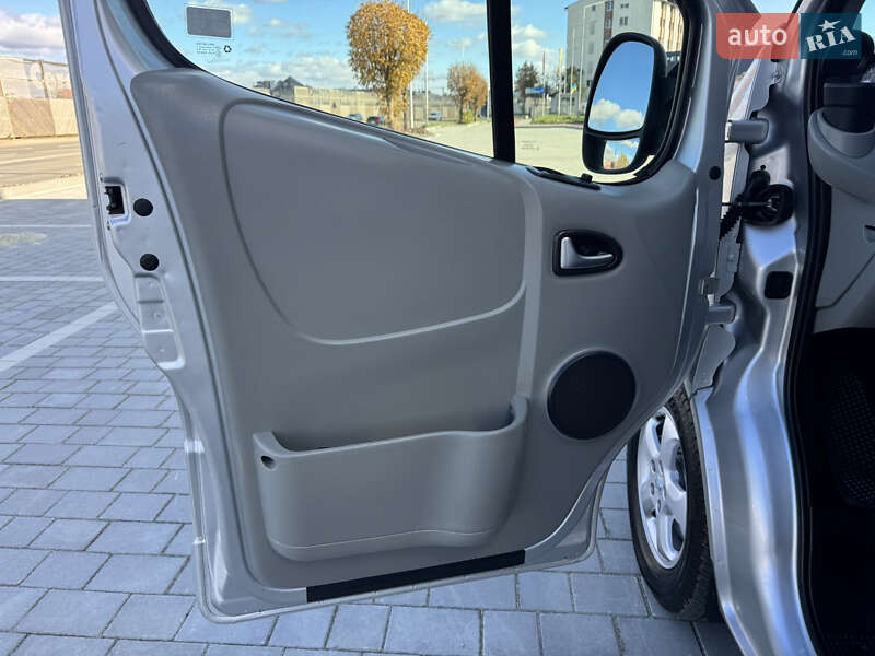 Минивэн Opel Vivaro 2011 в Ивано-Франковске фото 53 Минивэн Opel Vivaro 2011 в Ивано-Франковске