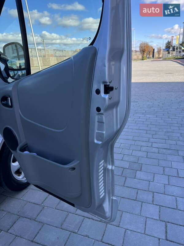 Минивэн Opel Vivaro 2011 в Ивано-Франковске фото 79 Минивэн Opel Vivaro 2011 в Ивано-Франковске