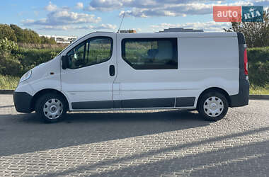 Мінівен Opel Vivaro 2012 в  фото 18 Мінівен Opel Vivaro 2012 в