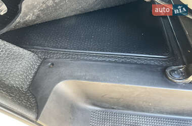 Мінівен Opel Vivaro 2012 в  фото 32 Мінівен Opel Vivaro 2012 в