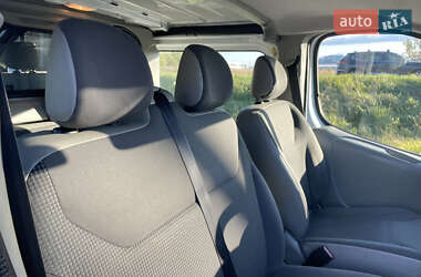 Мінівен Opel Vivaro 2012 в  фото 43 Мінівен Opel Vivaro 2012 в