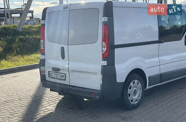 Мінівен Opel Vivaro 2012 в  фото 51 Мінівен Opel Vivaro 2012 в