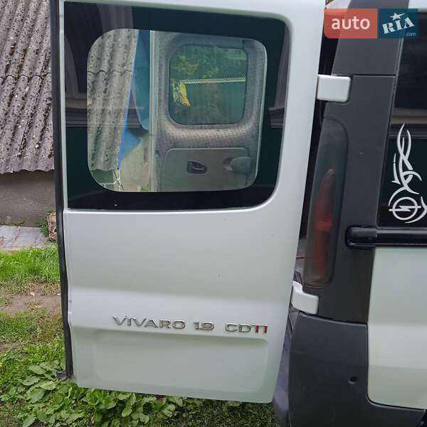 Мінівен Opel Vivaro 2004 в Дунаївцях