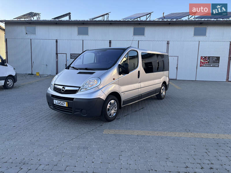 Минивэн Opel Vivaro 2011 в Коломые