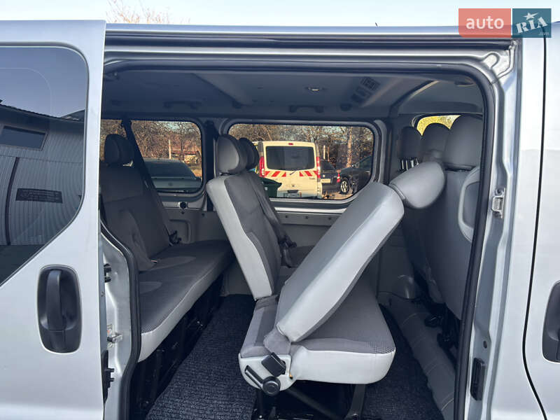 Минивэн Opel Vivaro 2011 в Коломые