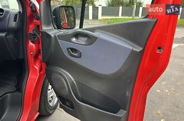 Грузовой фургон Opel Vivaro 2017 в  фото 42 Грузовой фургон Opel Vivaro 2017 в
